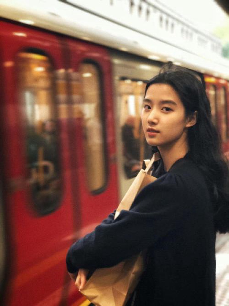 卢昱晓